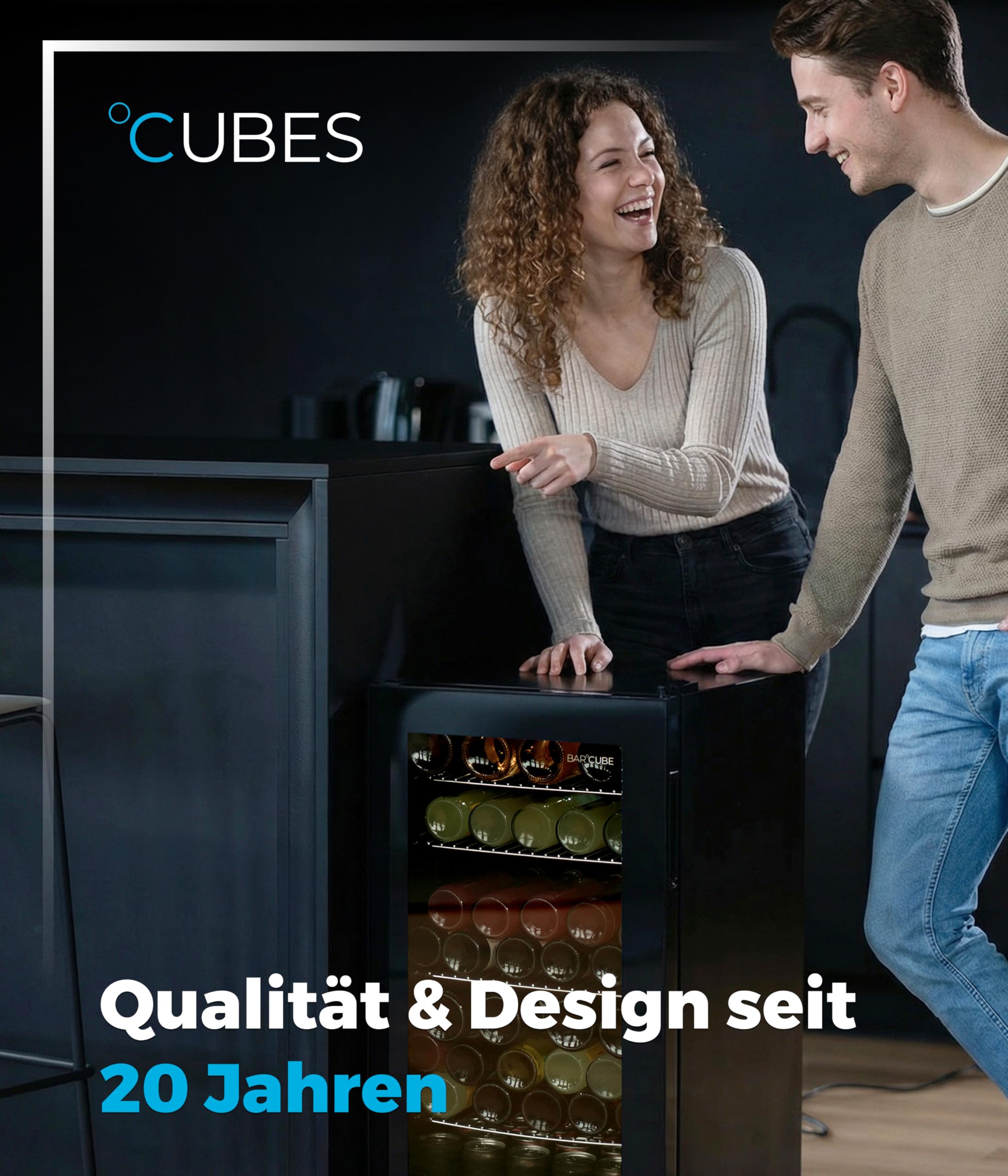 °CUBES BAR°CUBE 90L Getränkekühlschrank mit Glastür & LED – leiser Mini-Kühlschrank für Dosen & Flaschen – 90 L Getränkekühler mit 4 variablen Ablagen, energieeffizient & kompakt, Schwarz